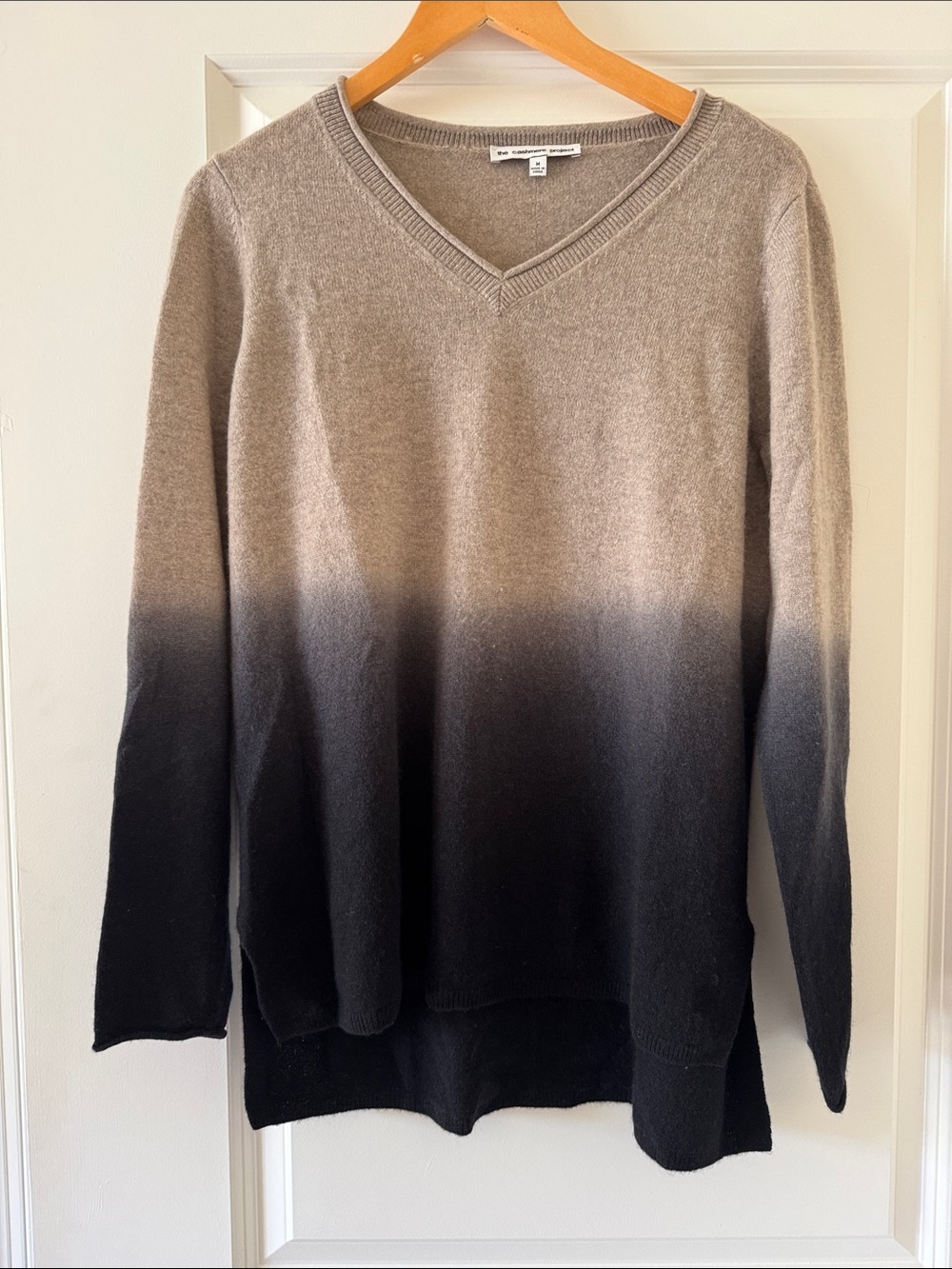 100% Cashmere The Cashmere Project Ombré sweater, size M, soft beautiful!